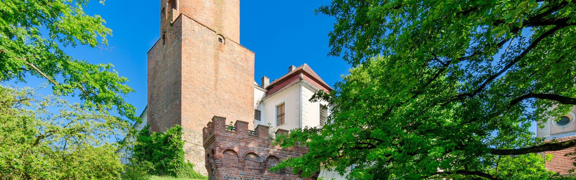 Łagów zamek,  shutterstock, autor piotrbb